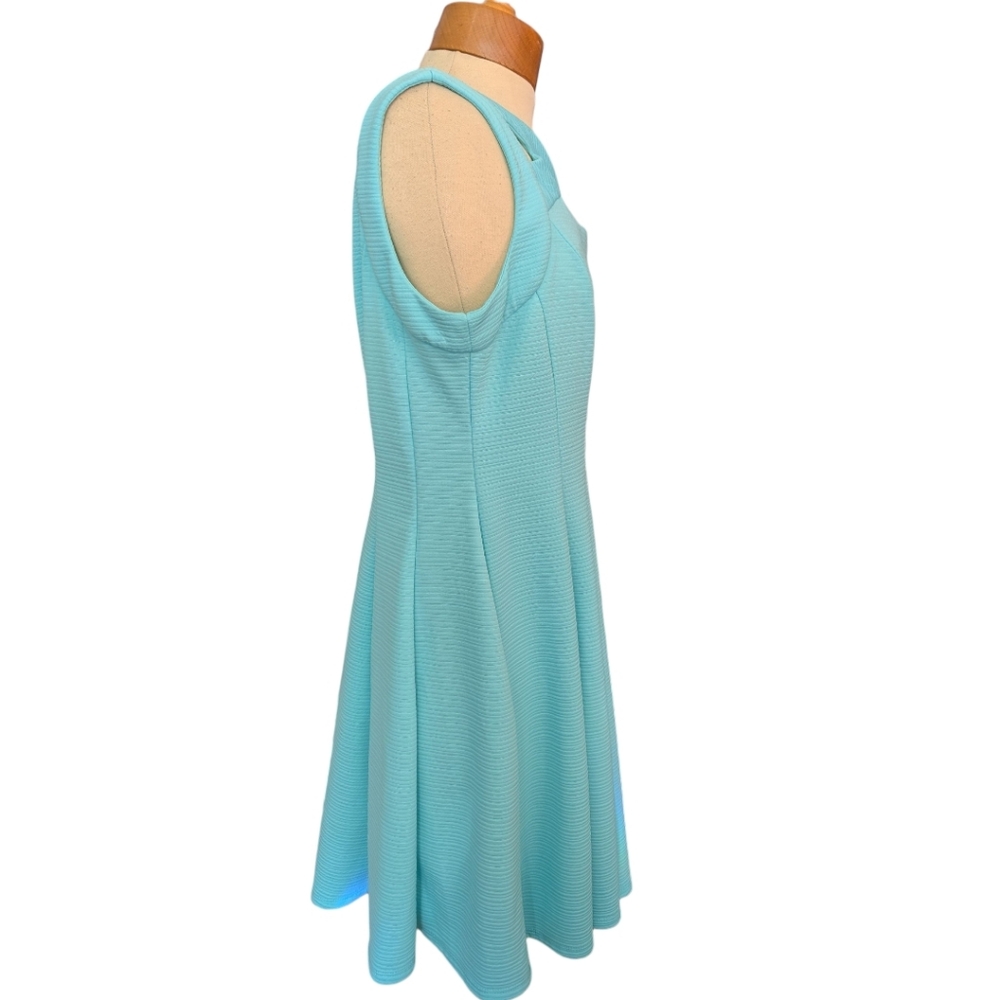 Consigned - Like New - Gabby Skye Aqua Textured Dress - Picture 3 of 6